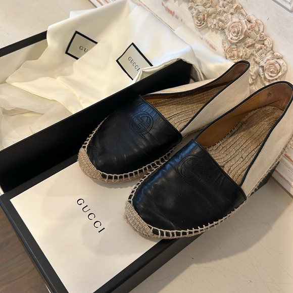 Gucci GG Monogram Leather Slip On Flats Espadrilles - Picture 2 of 7
